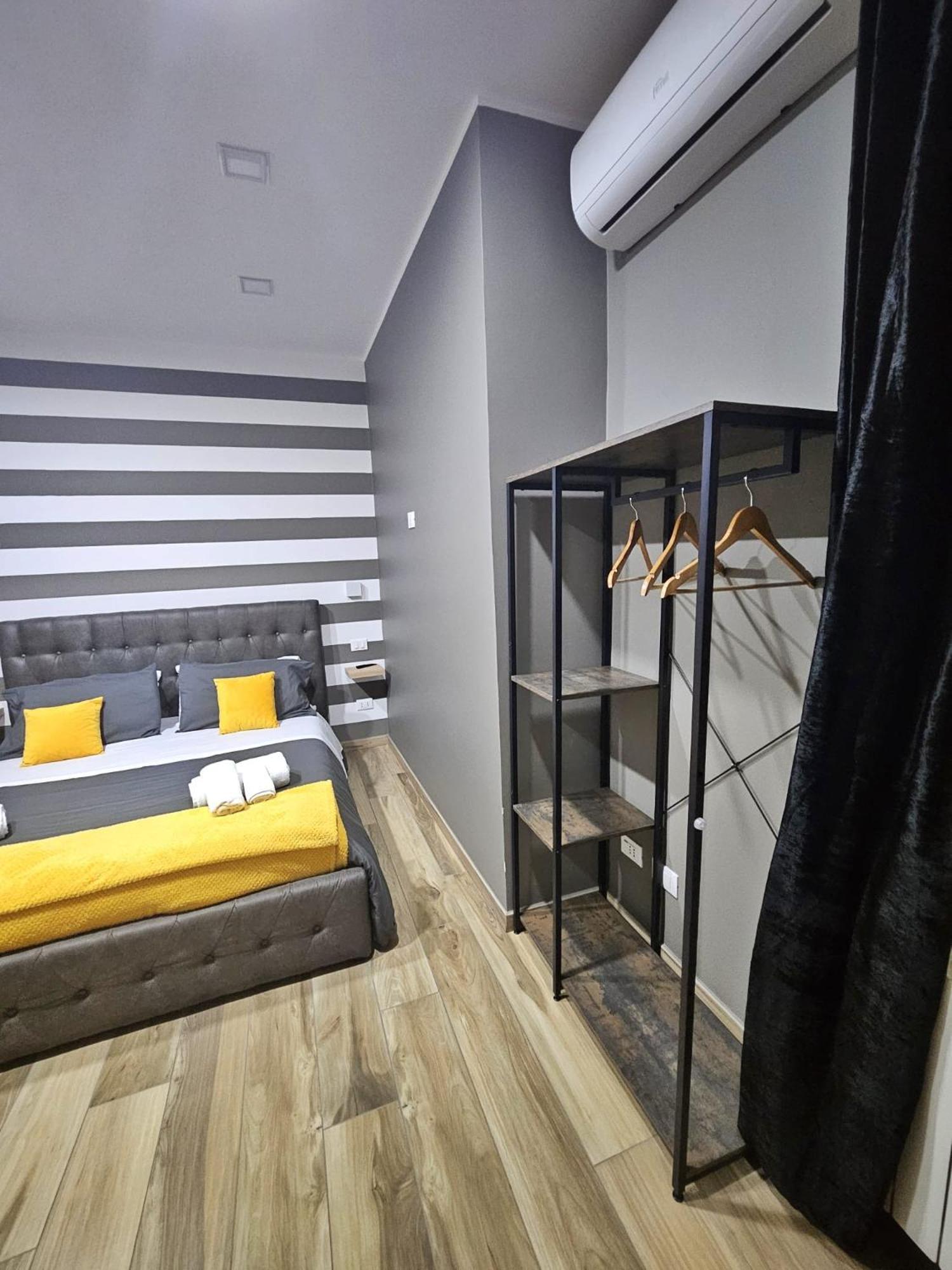 B&B Be Happy Taranto Exteriör bild